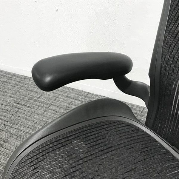 アーロンチェア B