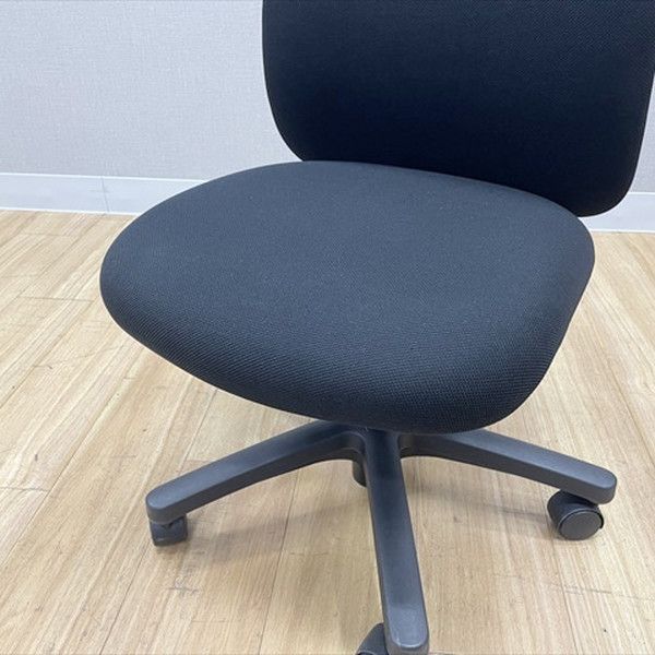 オフィスチェア ブラックT