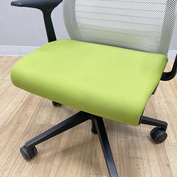 スチールケース