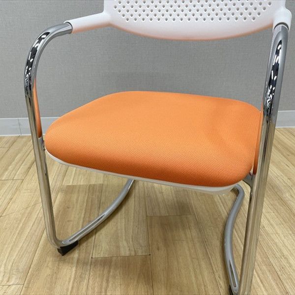 スタッキングチェア 2脚セット 肘付 ザーマス2 ダイニングチェア