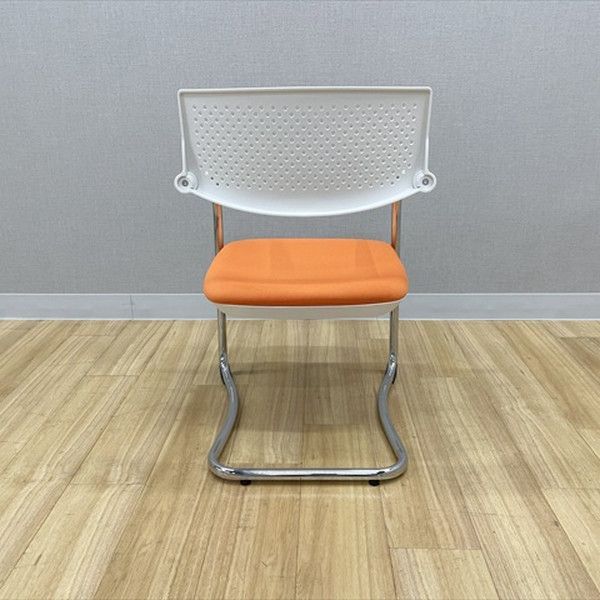 スタッキングチェア 2脚セット 肘付 ザーマス2 ダイニングチェア