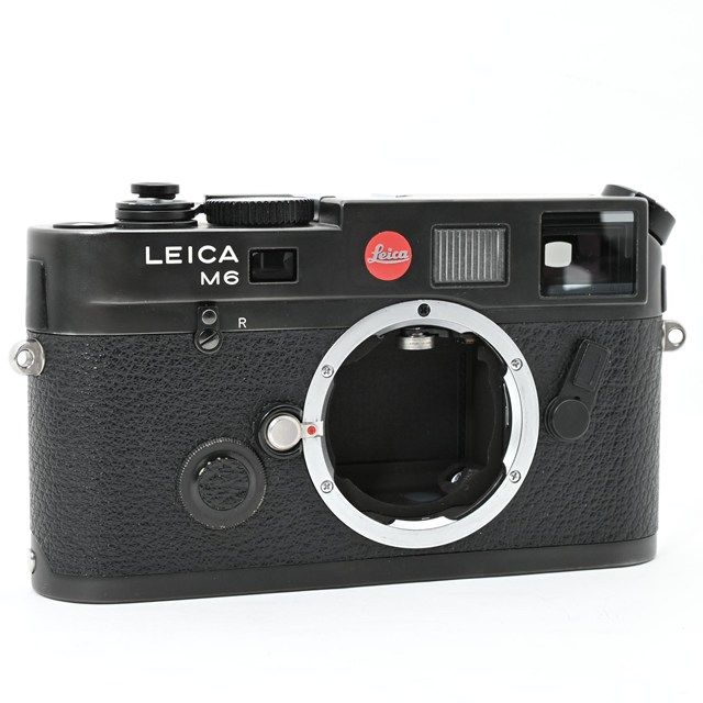 【美品】LEICA ライカ M6 TTL 0.72 Black ケース付き 良品＞ Leica M6 TTL 0.72 ブラック｜年式のわりに良好コンディション