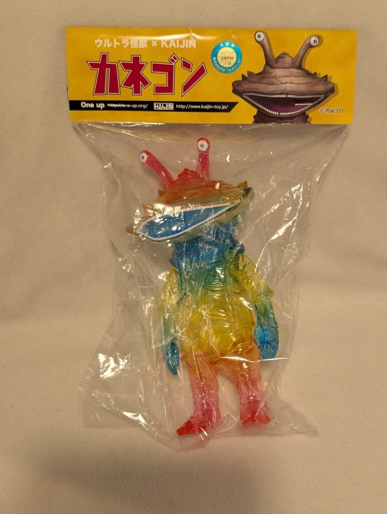One up KAIJIN カネゴンクリアレインボー