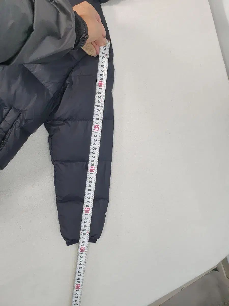 ダウン Tシャツ