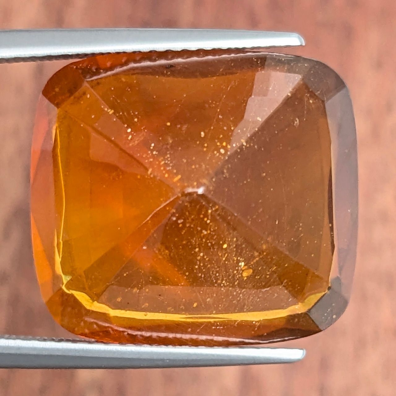  バーマイト 琥珀 ミャンマー産 7.493 ct その他 アクセサリー