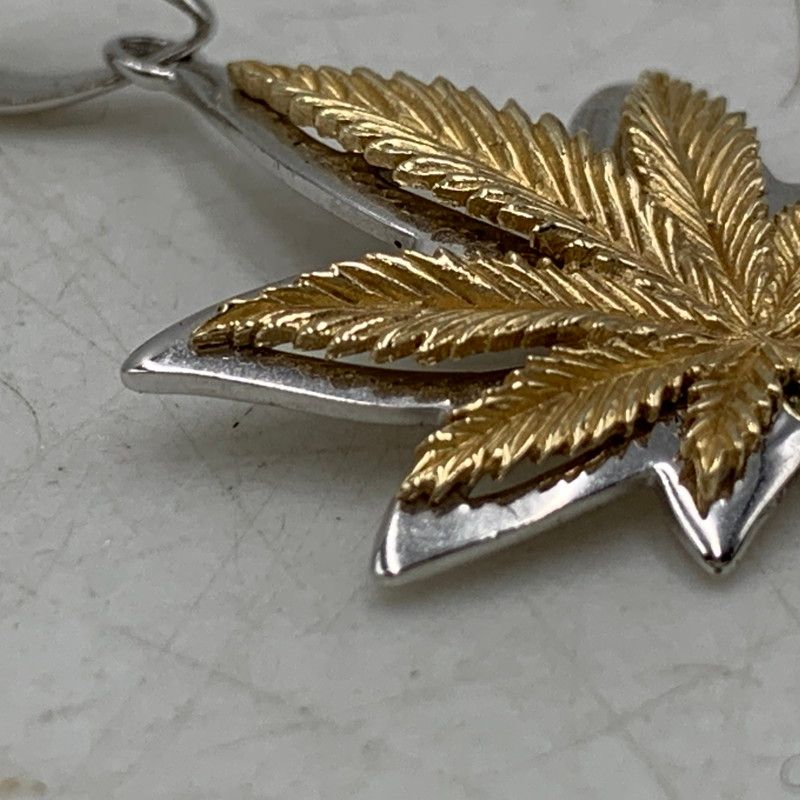 ペンダントトップ 192