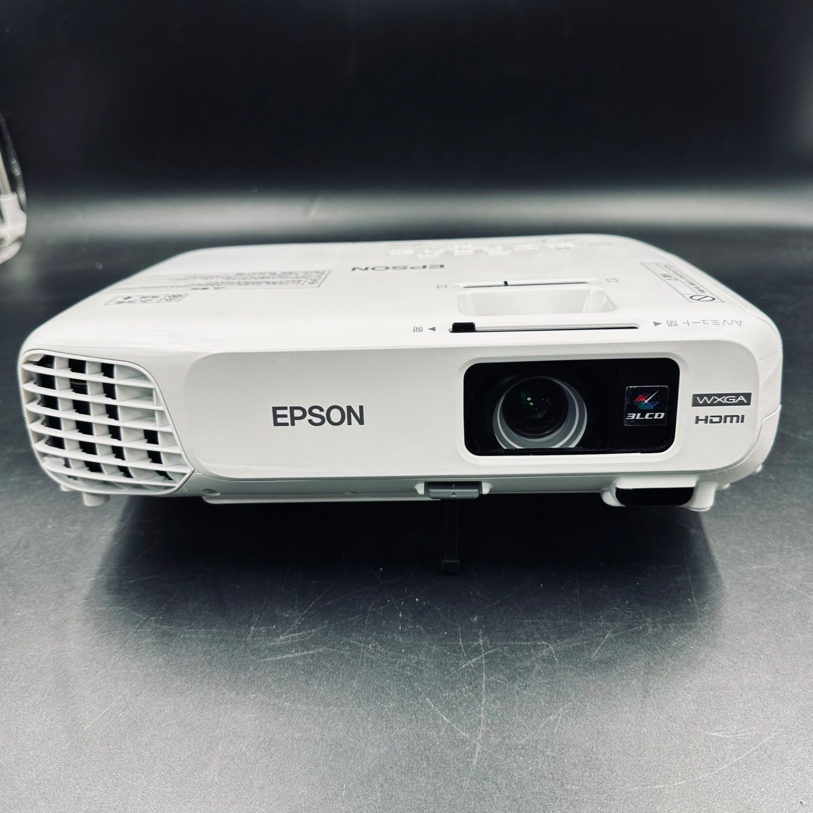 プロジェクター　EPSON EB-W18 EPSON エプソン プロジェクター EB-W18 - メルカリ