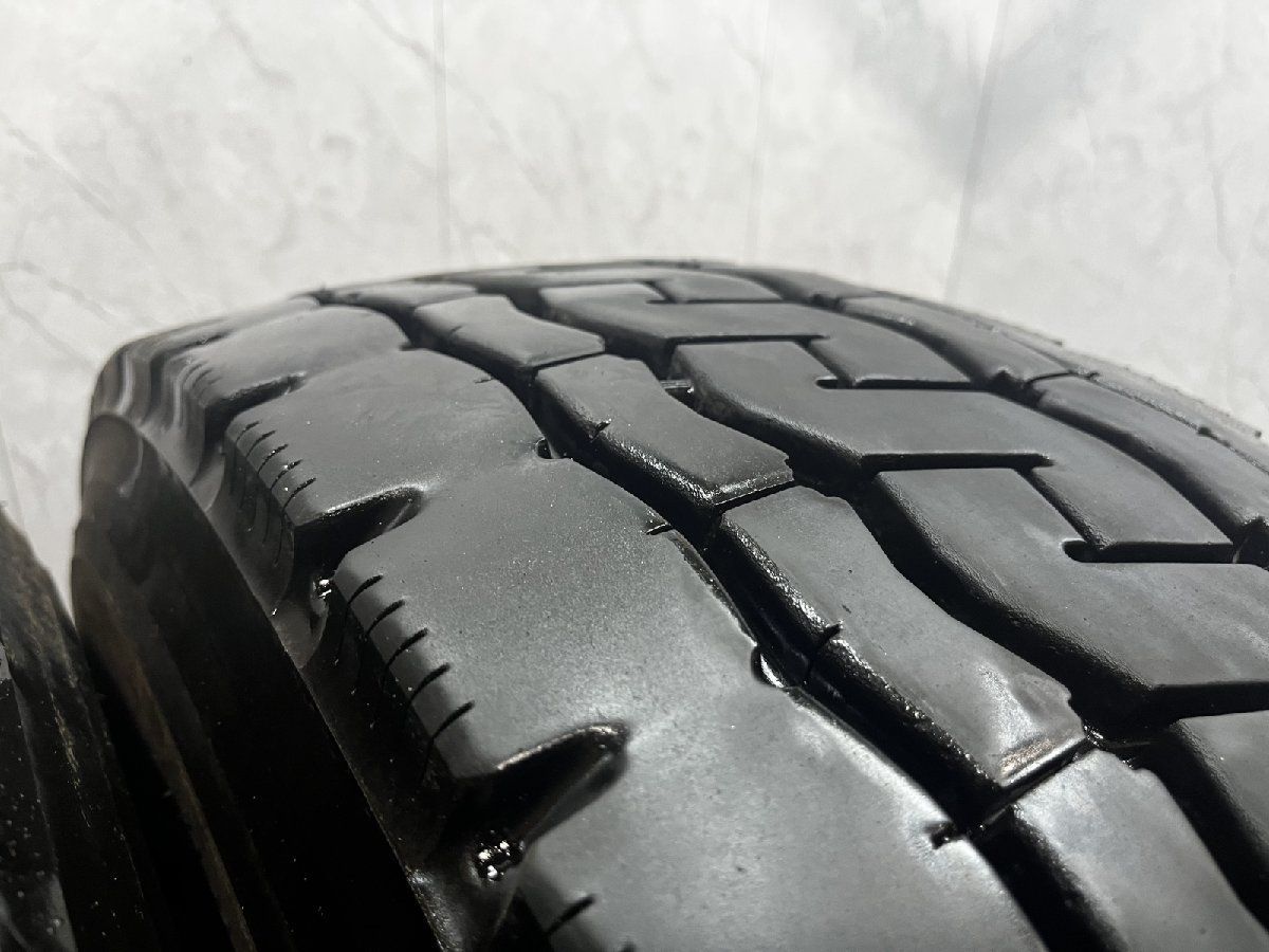  札幌発引取 BS M 810 295 70 R 22 5 151 148 J 5インチ トラックタイヤ 夏タイヤ ミックスタイヤ 2本 23年製 バリ溝 積載車 大型 KTT 720 その他 タイヤ