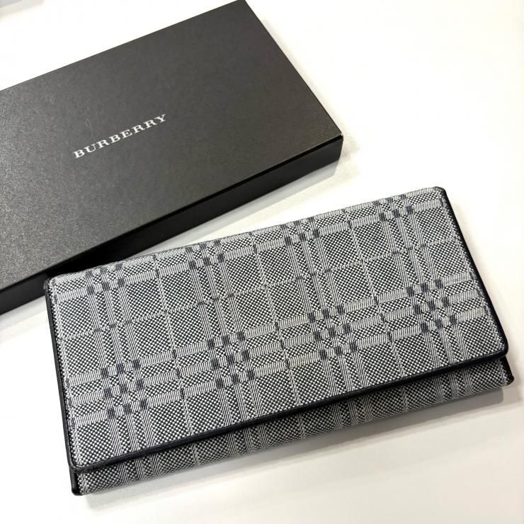 BURBERRY キャンバス レザーブラック 長財布 チェック 鑑定済み 正規品