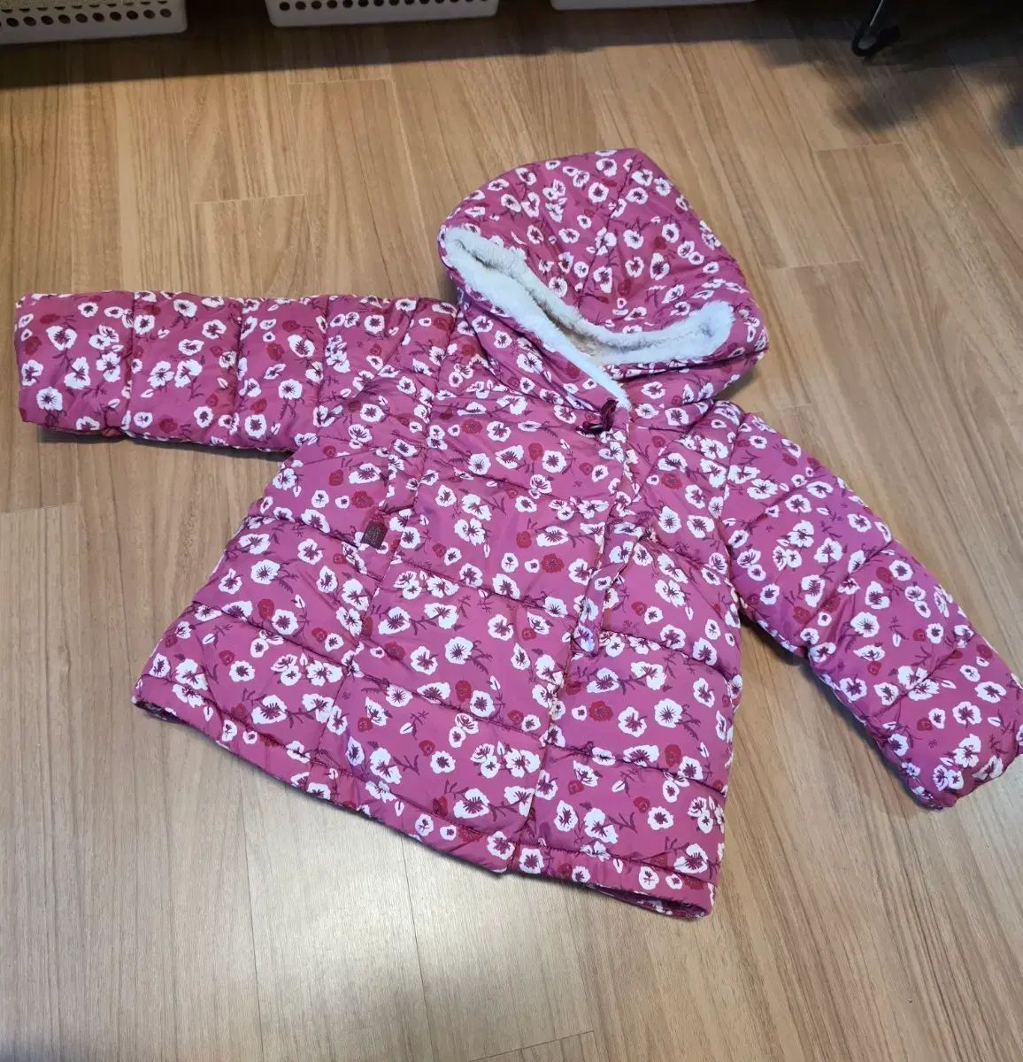 タティネショコラ ダウンジャケット 100号