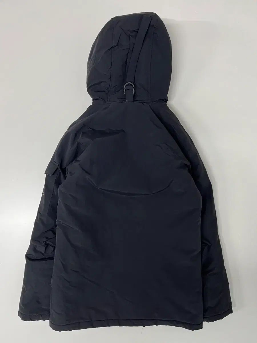 Carhartt 購入 カーハート ブラック ダウン ジャケット Carhartt