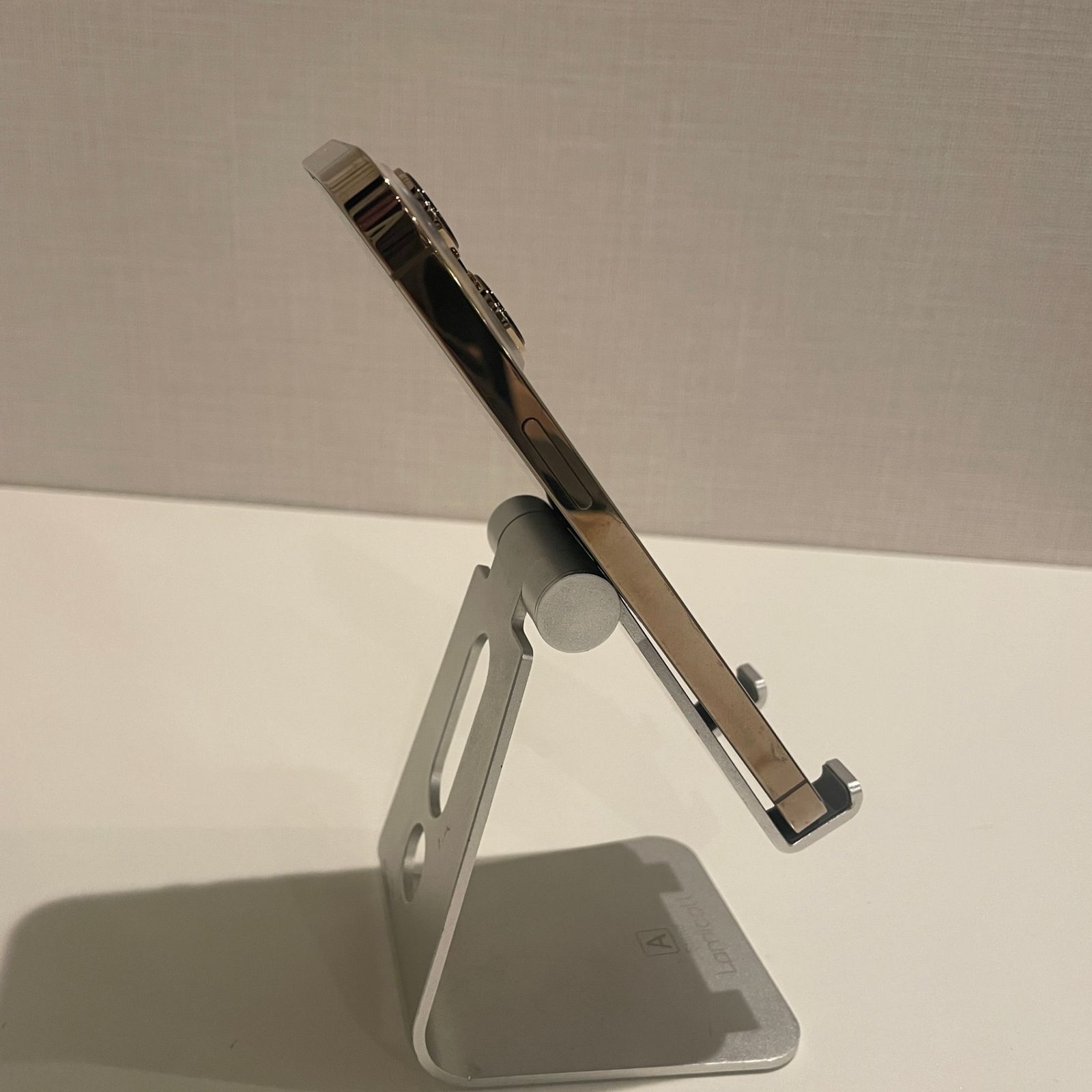 ジャンク品】iPhone13 Pro ゴールド 128GB 電池残量不明 - メルカリ