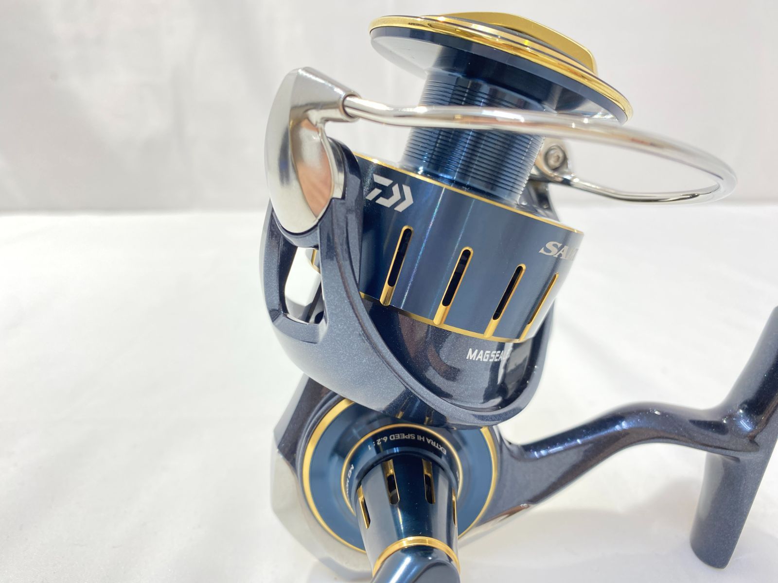 七重浜73 2 071216 併売 DAIWA ダイワ 23ソルティガ 6000 XH 釣具 リール スピニングリール