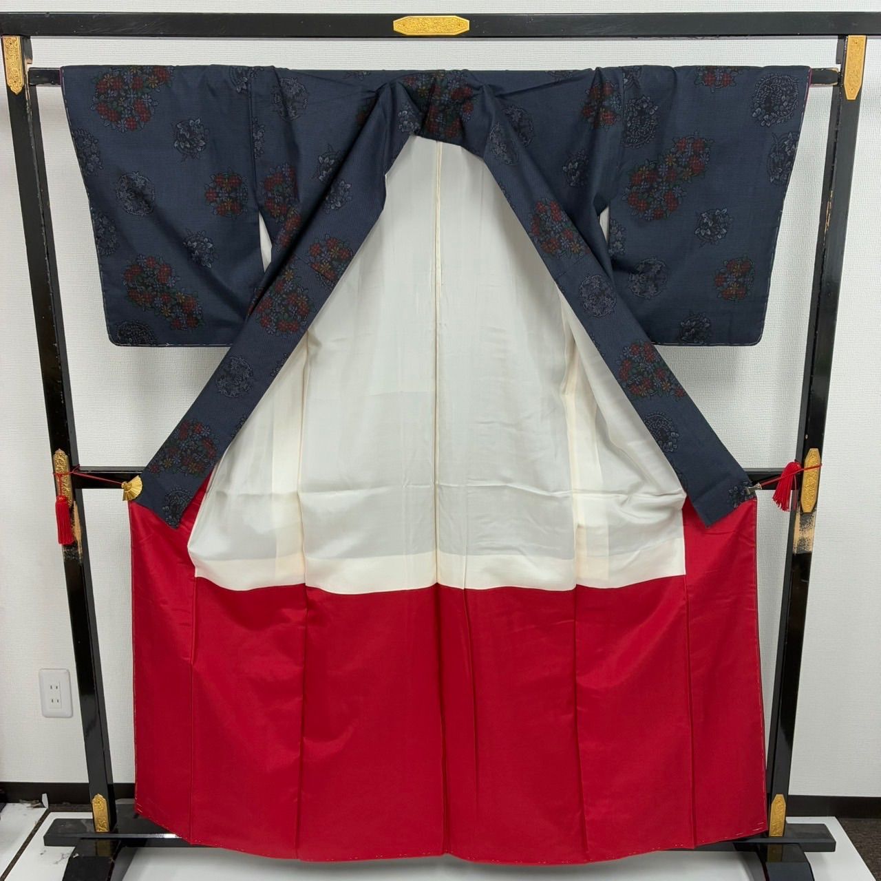 大島紬　小紋　フルセット　着物　正絹　カタス 大島紬 小紋 フルセット 着物 正絹 カタス 本場大島紬 泥藍染 カタス式