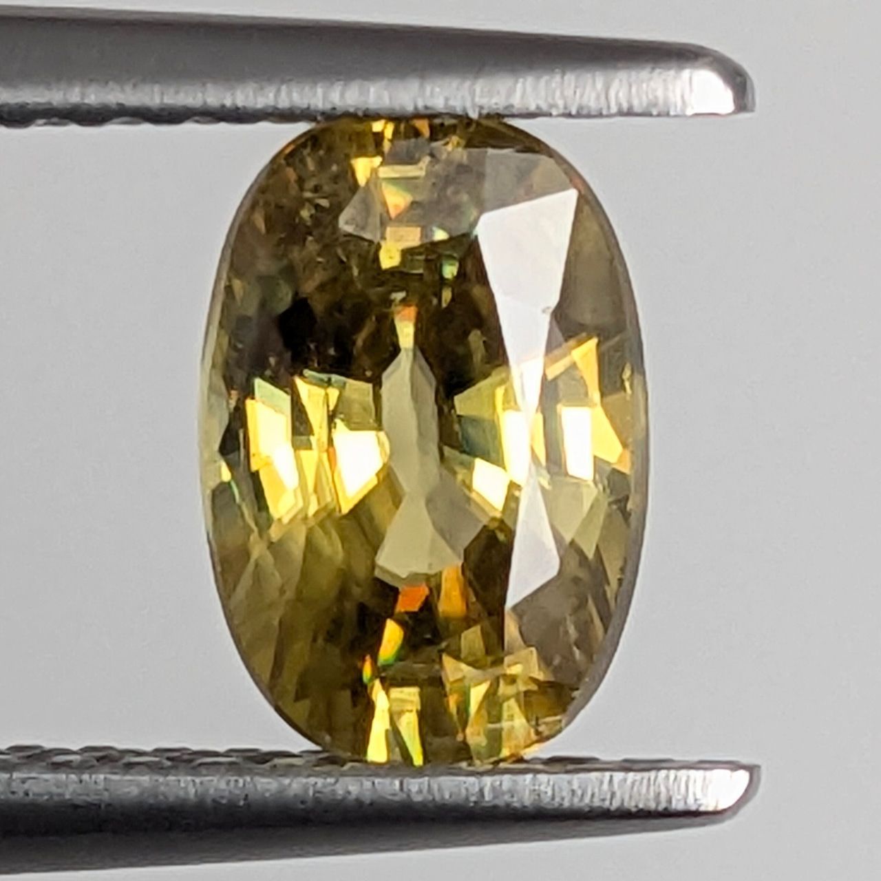 スフェーン マダガスカル産 1.19 ct