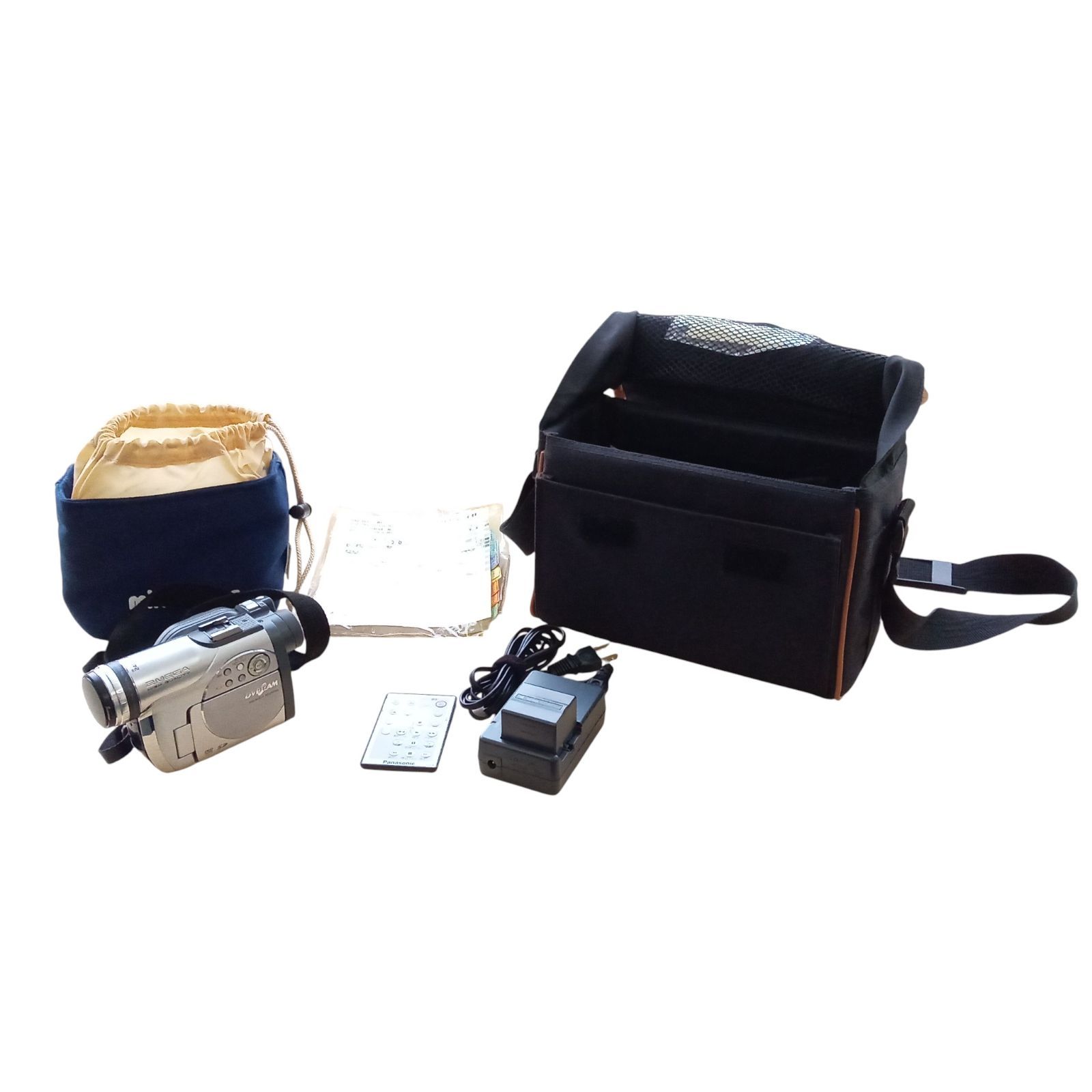 X12103 DVDビデオカメラ HITACH D2-GX20形 DVDカム WOOO カメラ ビデオ