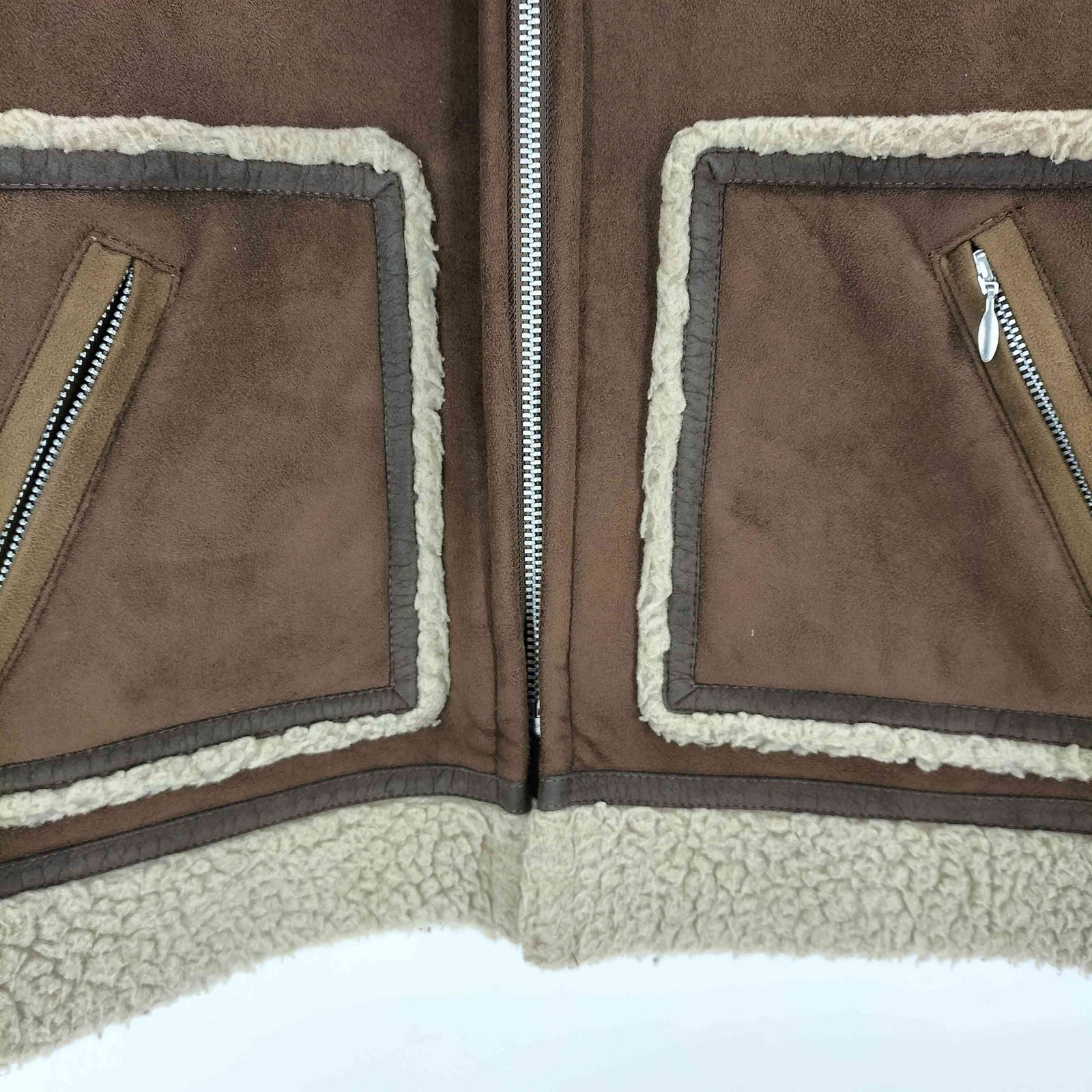 PINK HOUSE(ピンクハウス) ロゴ刺繍 フーデッドムートンジャケット レディース 表記無 【中古】【ブランド古着バズストア】 ピンクハウス PINK HOUSE ロゴ刺繍 フーデッドムートンジャケット