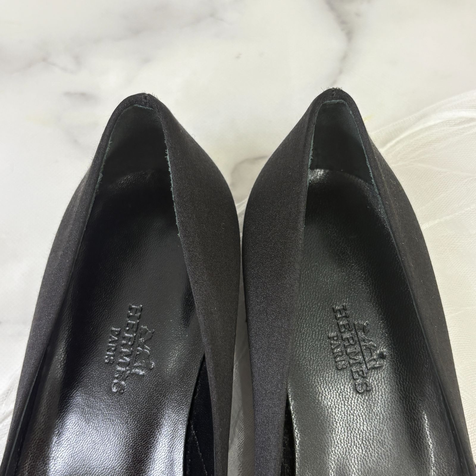 メタル パンプス