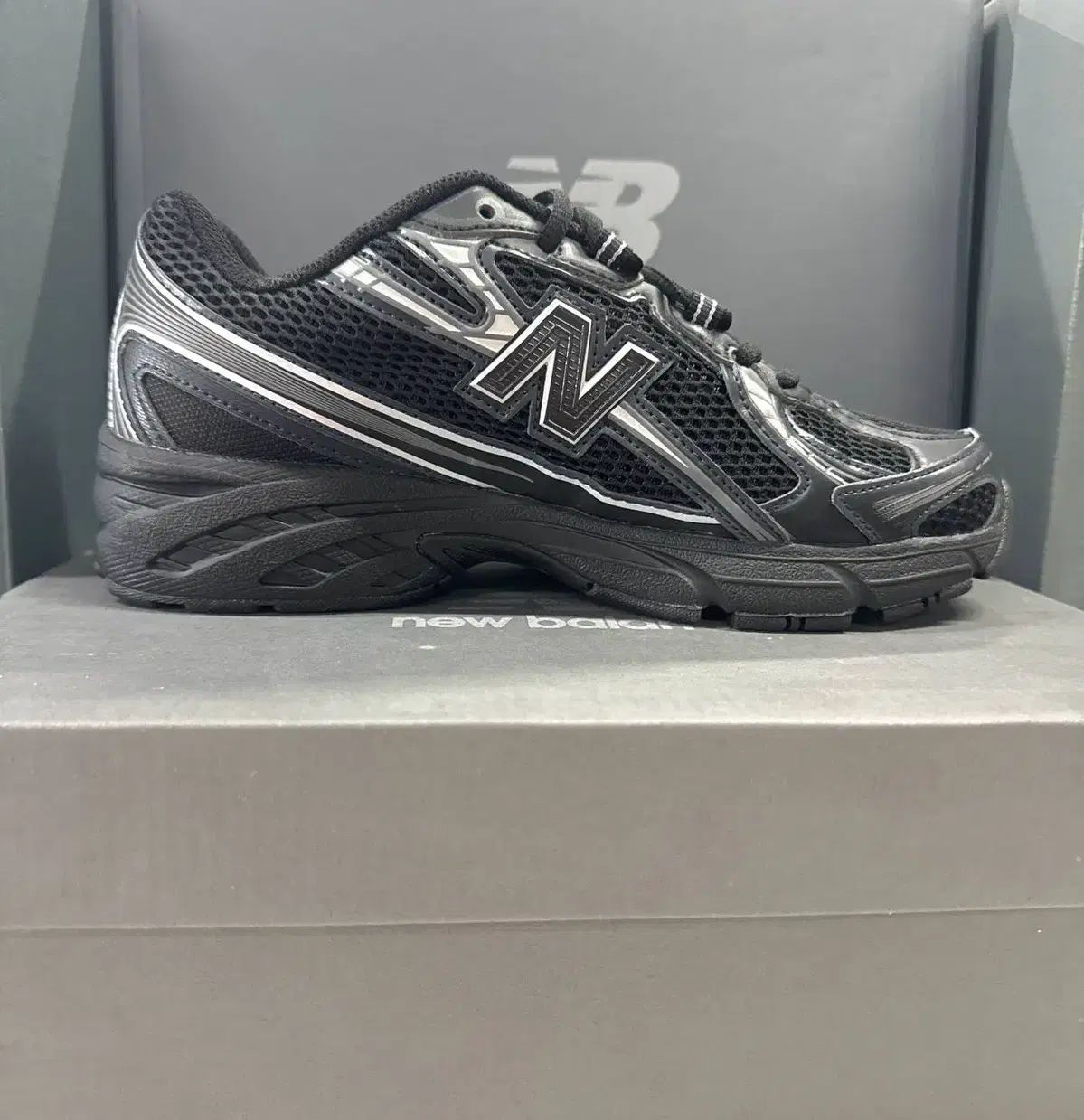 ニュー ンス 740 BM 2 ブラック シルバー