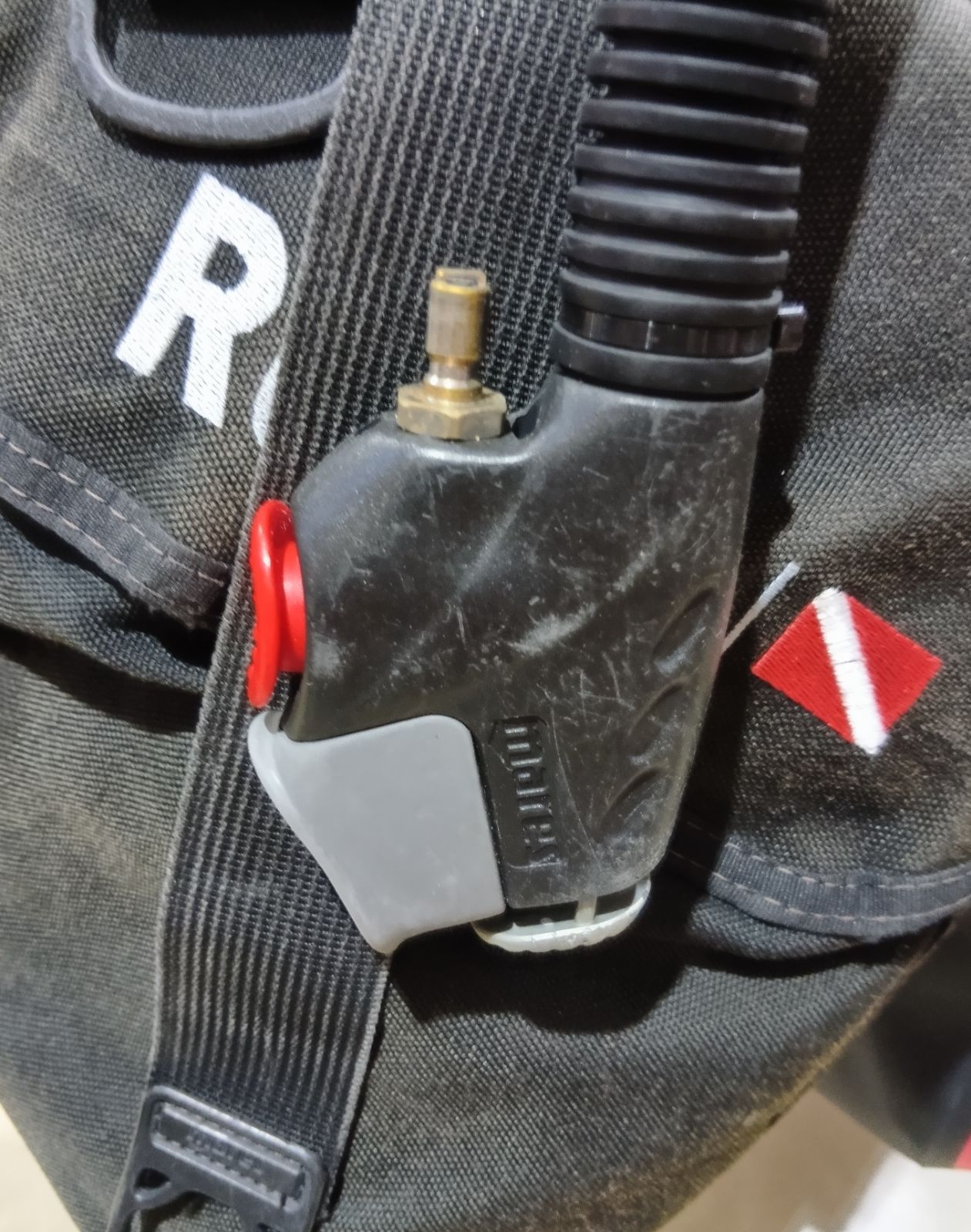 Mares マレス ローバー BCD Mサイズ 18