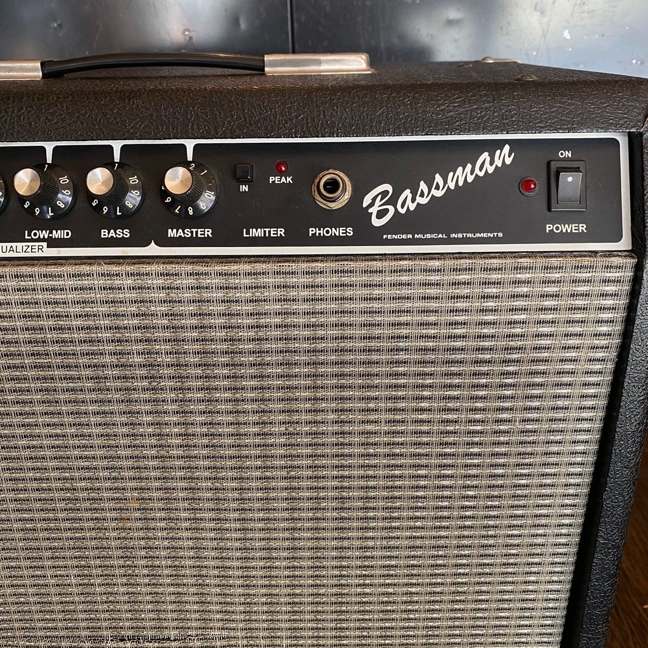 Fender Bassman BM-40CE Bass Amplifier フェンダー ベースアンプ