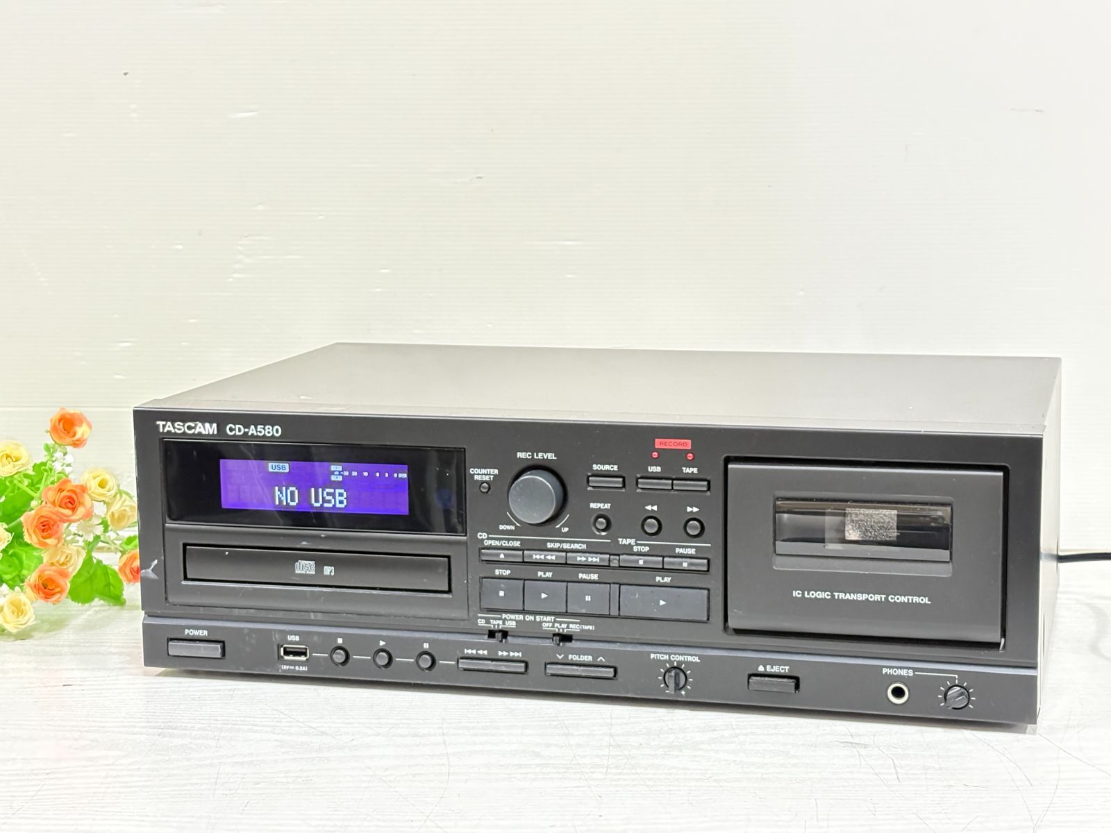 TEAC TASCAM CD-A 580 ラックマウントカセットレコーダー CD USBメモリ 動作品