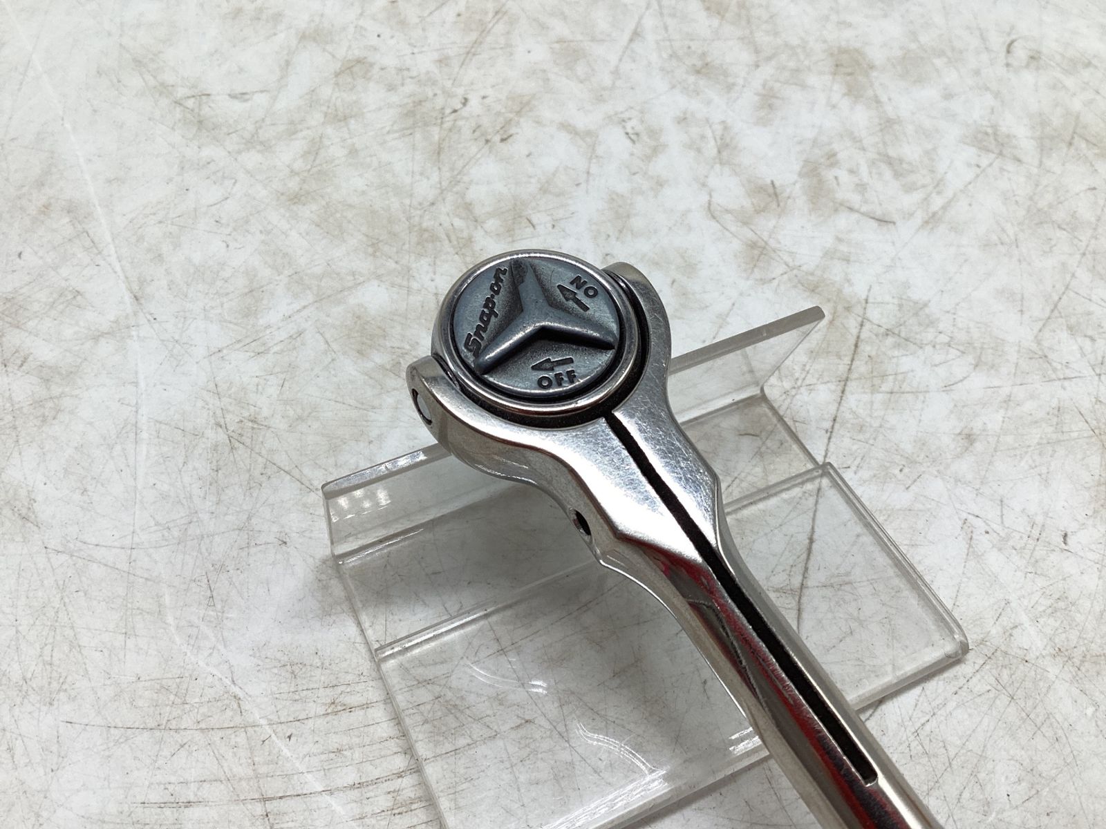 4ラウンドスイベルラチェット TNF