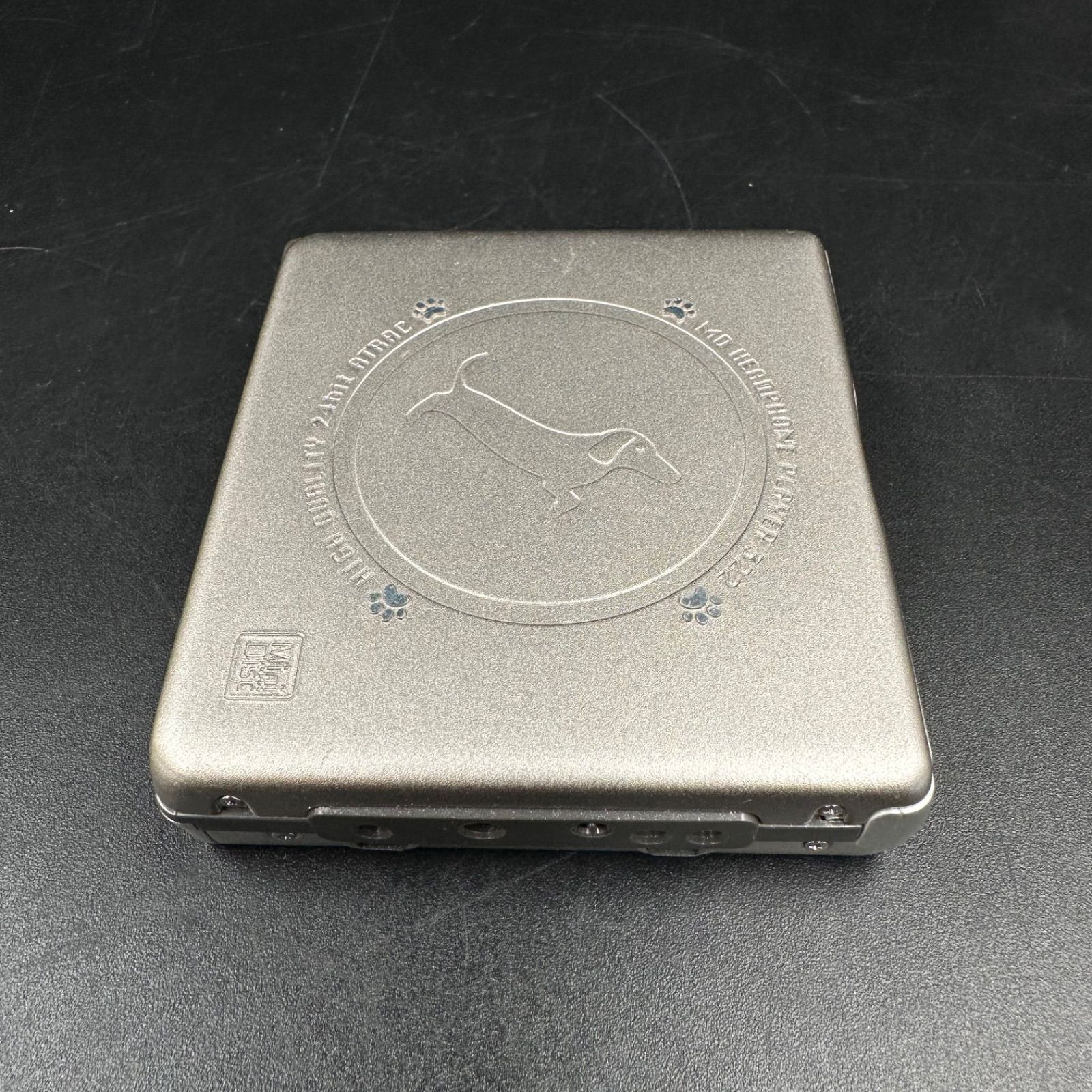 SHARP ポータブルMDプレーヤー MD-SS322-N シルバー ダックスフンド 犬