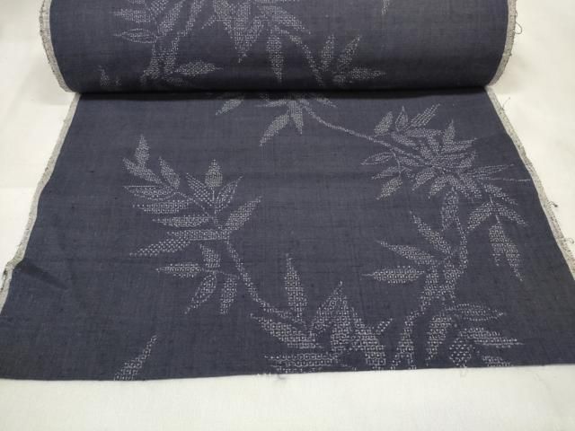 平和屋本店●極上　本場結城紬　重要無形文化財　反物　着尺　枝葉文　100亀甲　逸品　未使用　DZAA11576kh6 平和屋本店○極上 本場結城紬 重要無形文化財 反物 着尺 枝葉文 100