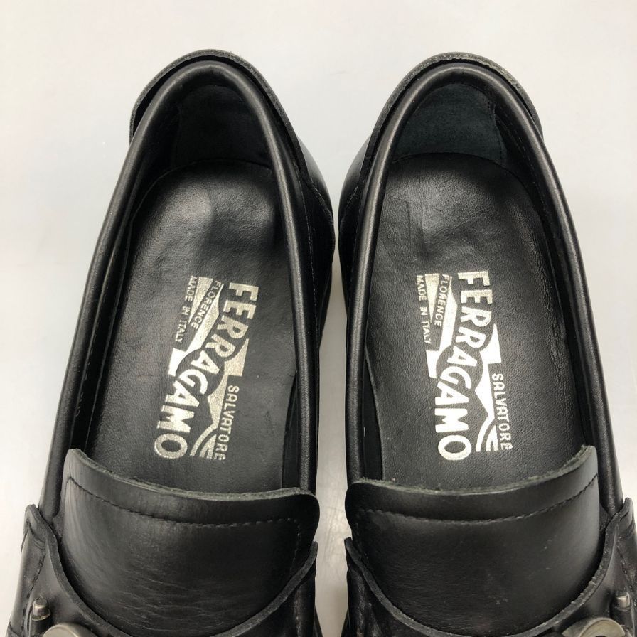 サルヴァトーレ フェラガモ レザーローファー ガンチーニ ブラック