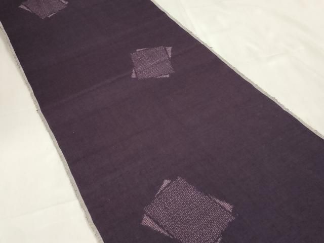 上 本場結城紬 重要無形文化財 反物 着尺 80亀甲 飛び亀甲柄 色紙重ね 証紙 保証書付 kh 6