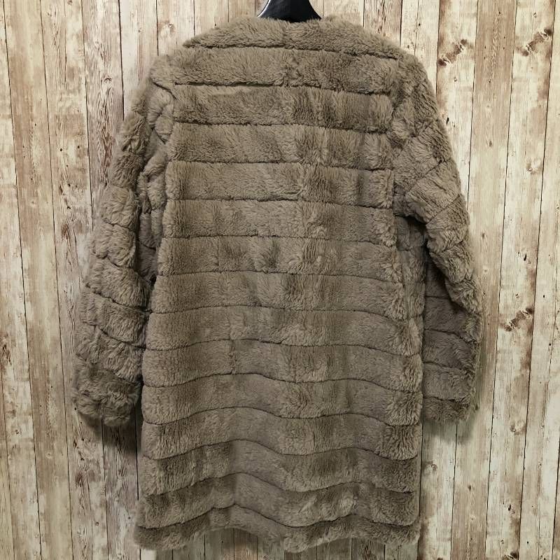 タ Anne Coquine アンコキーヌ フェイクファー ノー コート グレージュ系 M