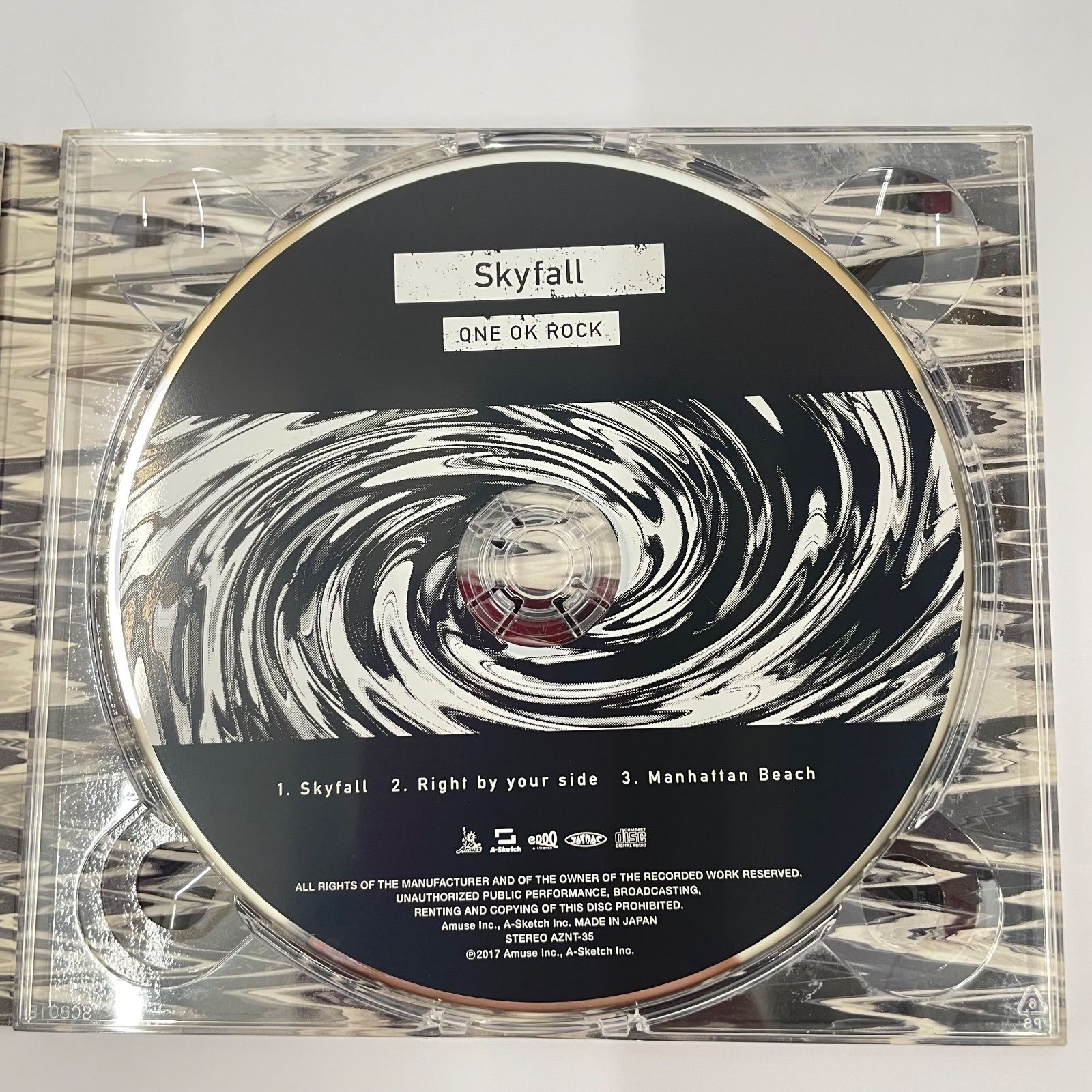 瀬戸店】ONE OK ROCK / Skyfall【325-8384】 - メルカリ