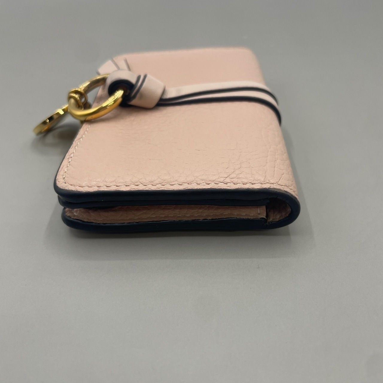 極美品 Chloe クロエ カードケース 名刺入れ ロゴチャーム ゴールド