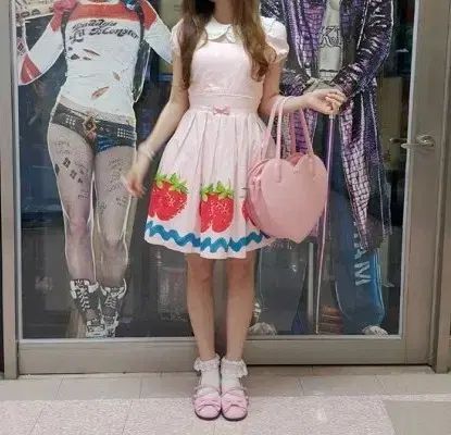 ストロベリー 휩