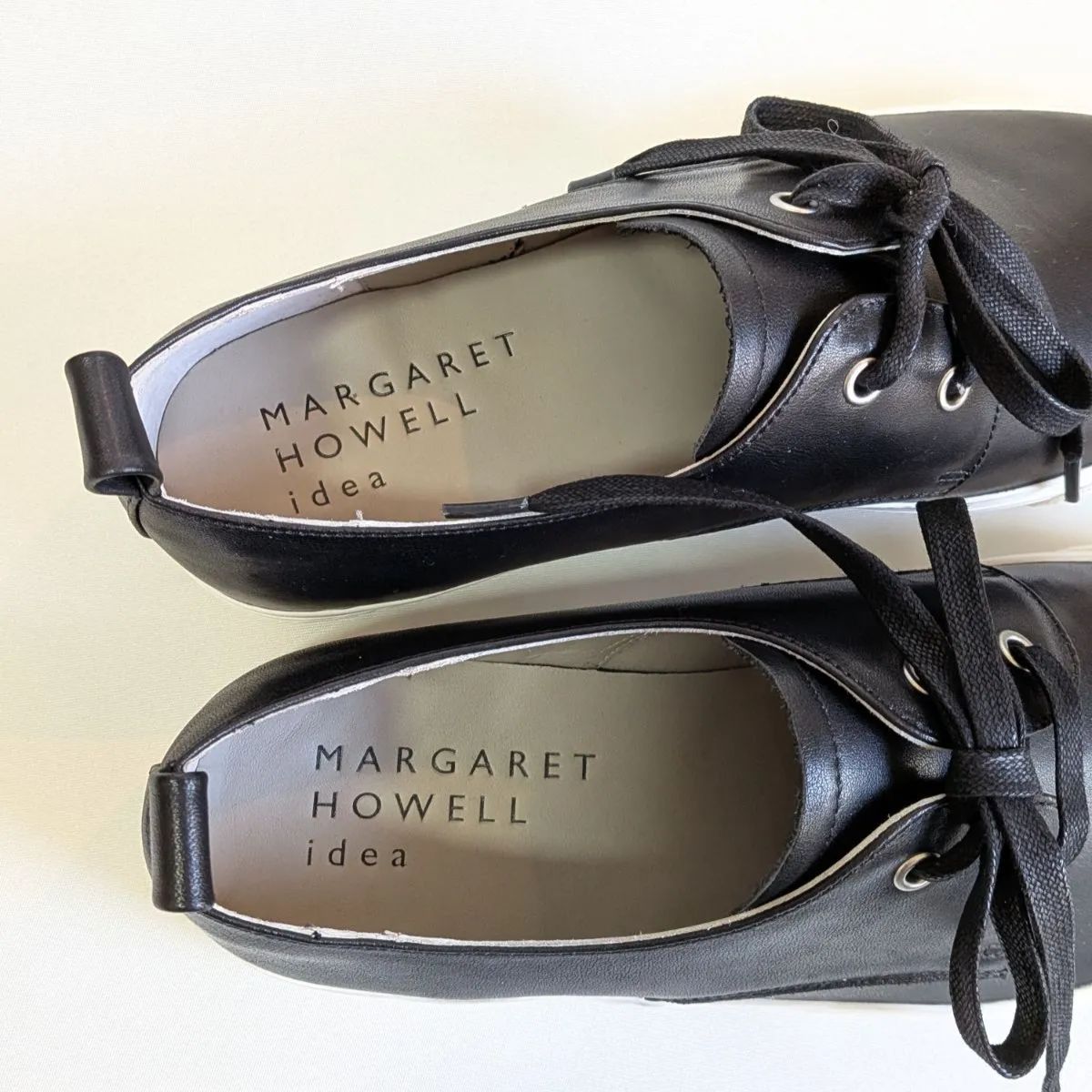 MARGARET HOWELL idea（マーガレットハウエル アイデア） レースアップ