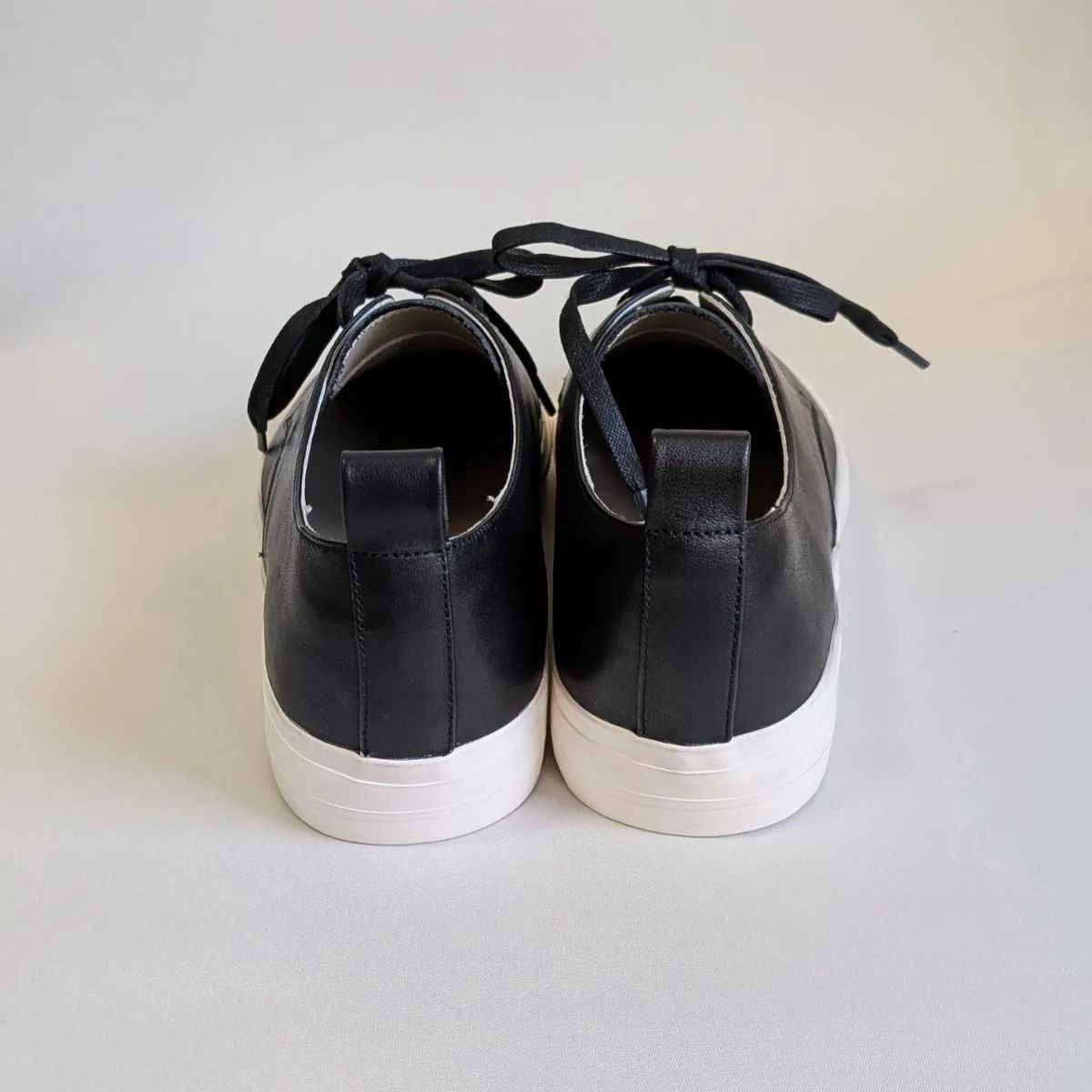 未使用　マーガレットハウエル　スニーカー　レザー　ブラック　23.0 レースアップレザースニーカー | マーガレット・ハウエル アイデア