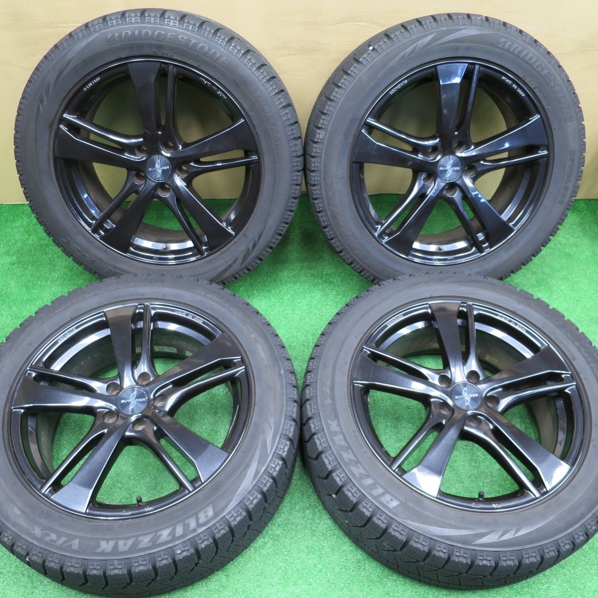 235/50r18 スタッドレス　バリ溝 バリ溝！キレイ！9.5分☆アウディ 等 235/50R18 スタッドレス