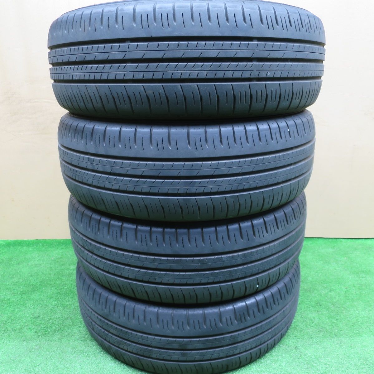 バリ溝 24年 9 5分 205 60 R 16 ダンロップ エナセーブ EC 300 タイヤ 16インチ ノア ヴォクシー ステップワゴン 等 ノタ