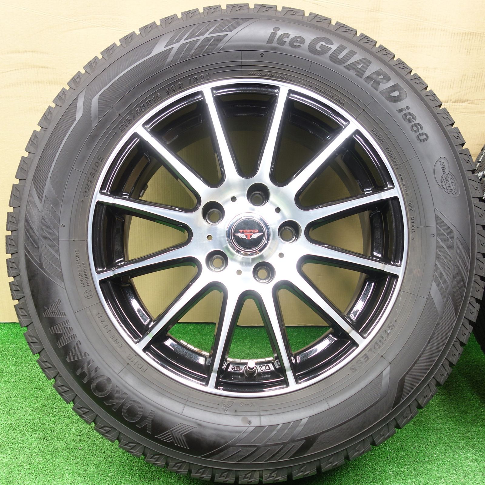 バリ溝 21年 9 5分 スタッドレス 215 65 R 16 ヨコハマ アイスガード iG 60 TEAD テッド 16インチ PCD 114 3 5 H ス