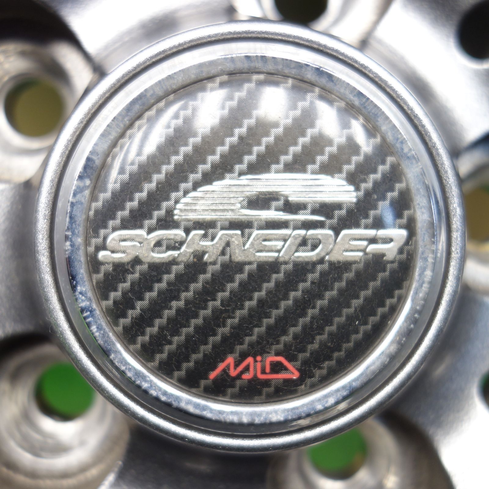 バリ溝！23年！キレイ！9.5分☆フォレスター 等 225/60R17