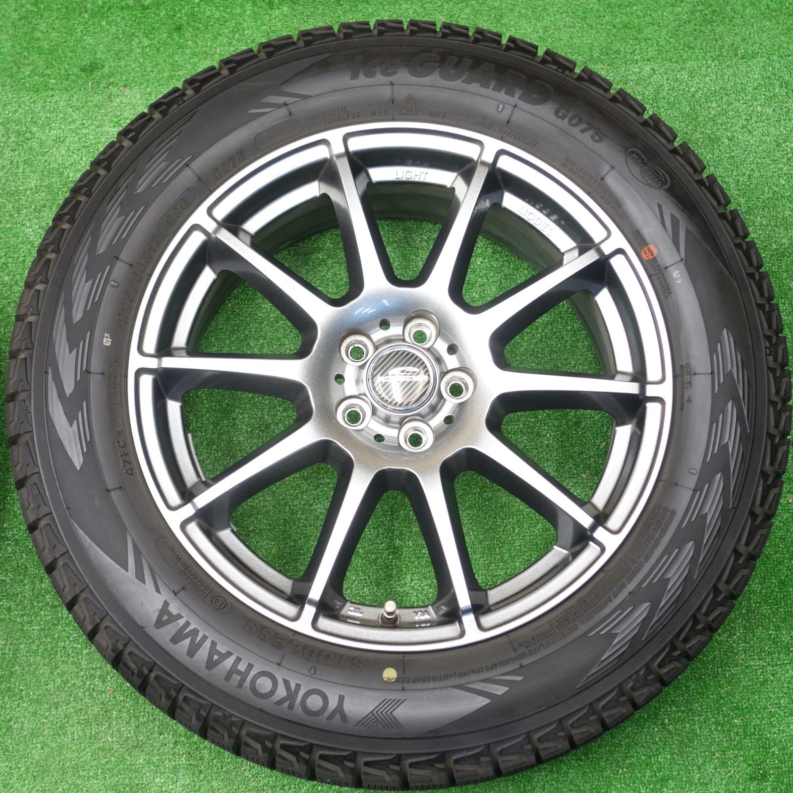 スタッドレスタイヤ 17インチ ヨコハマ アイスガード075 バリ溝 YOKOHAMA iceGUARD G075 225/65R17 2019年モデル バリ溝バリ山