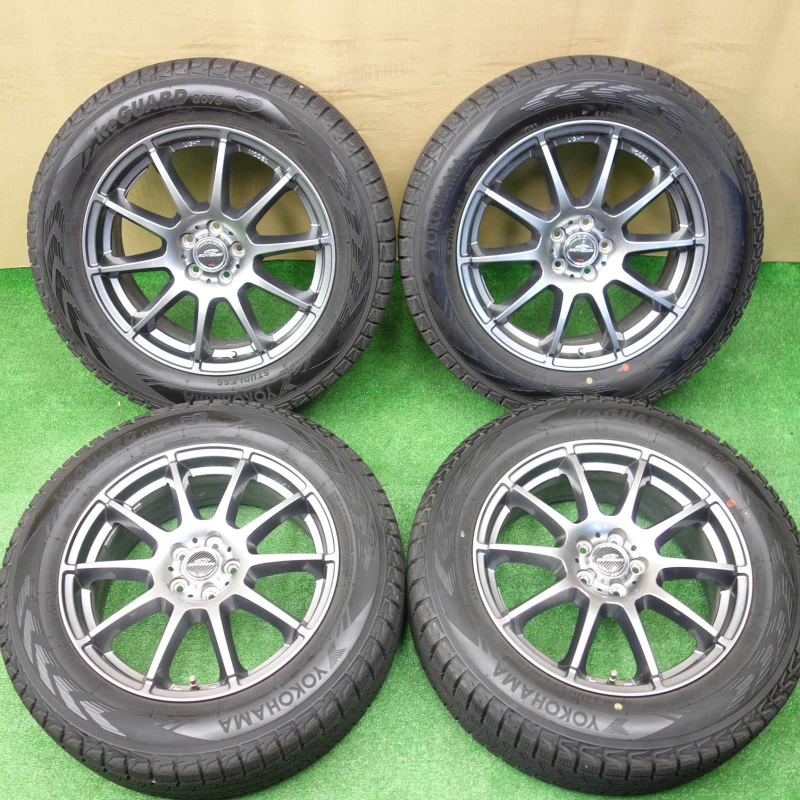 バリ溝！23年！キレイ！9.5分☆フォレスター 等 225/60R17