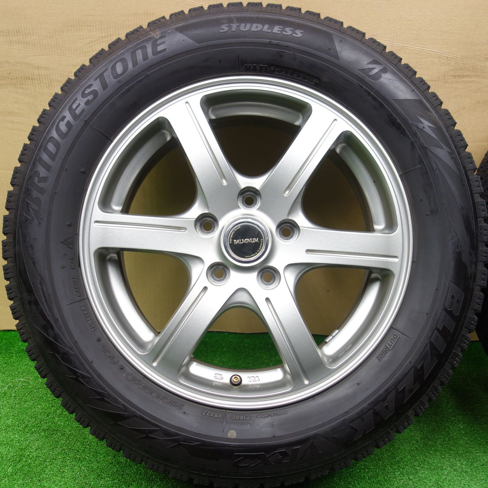 バリ溝 23年 キレイ 9分 スタッドレス 215 60 R 16 ブリヂストン ブリザック VRX 2 GR 6 バルミナ 16インチ PCD 114 3 5 H ス