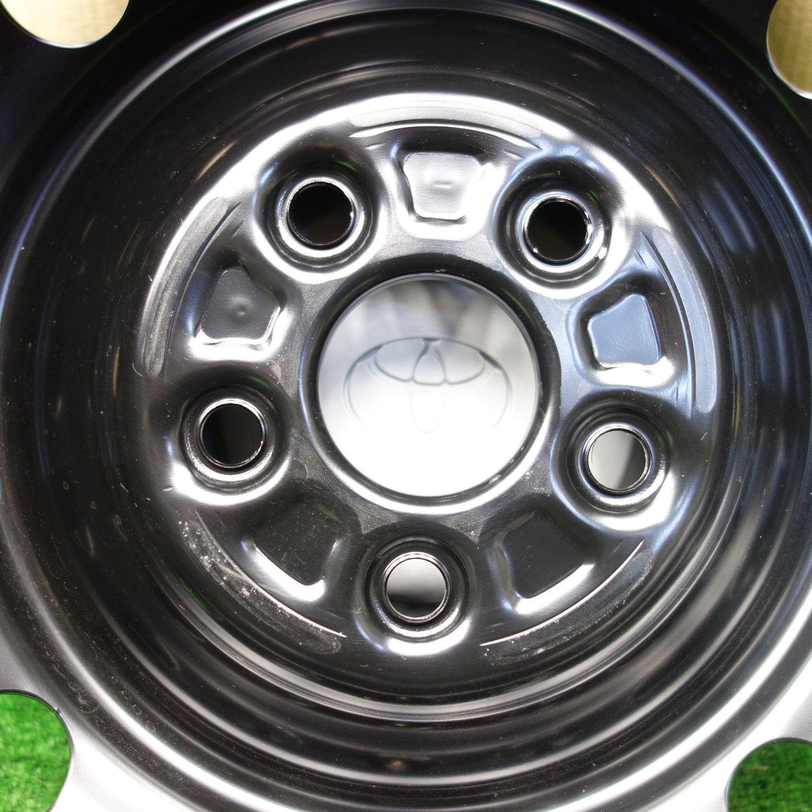  新車外し トヨタ 10系 シエンタ Zグレード スチール ホイール 15インチ 15 5 J PCD 100 H ホ 15インチ ホイール