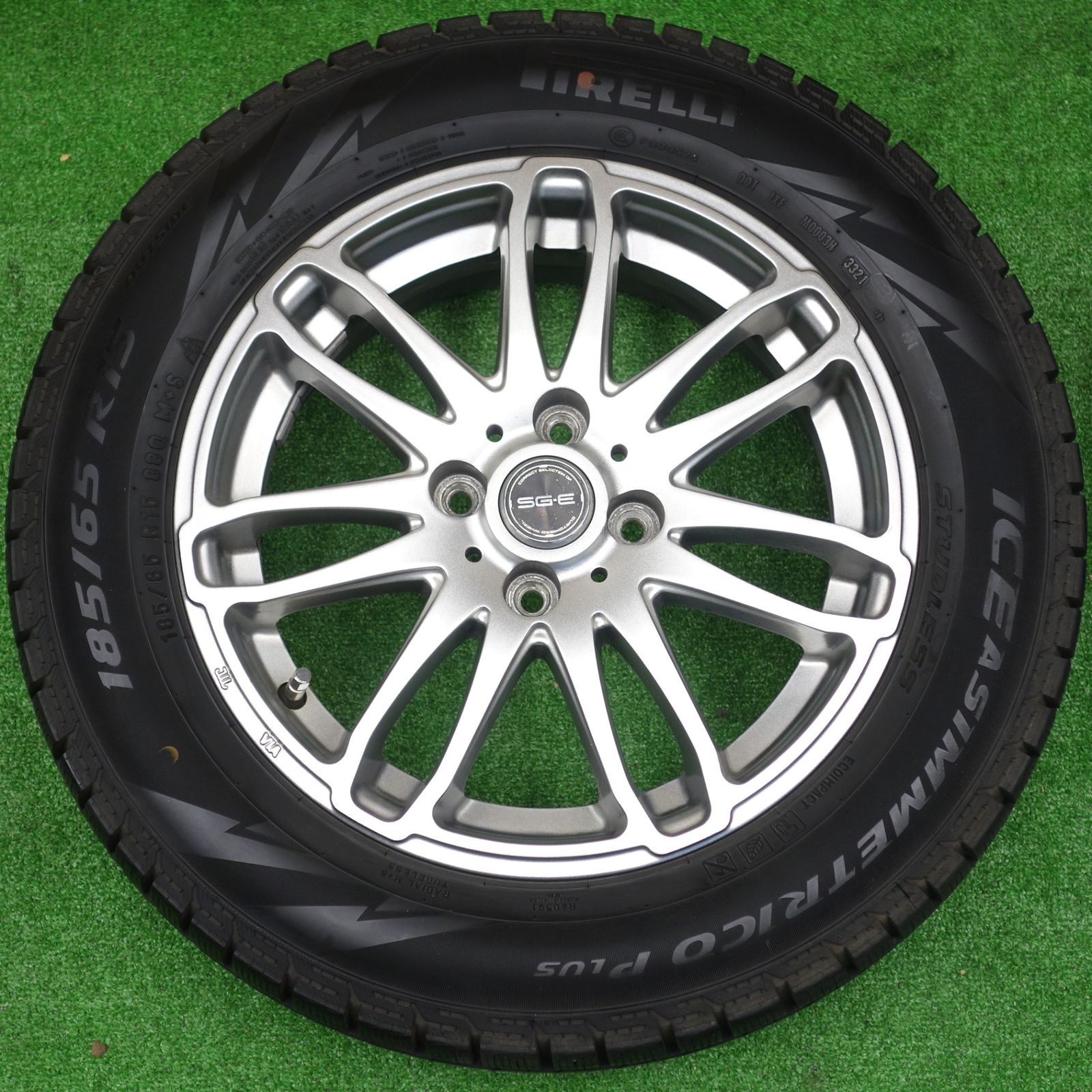 アルミ 15インチ