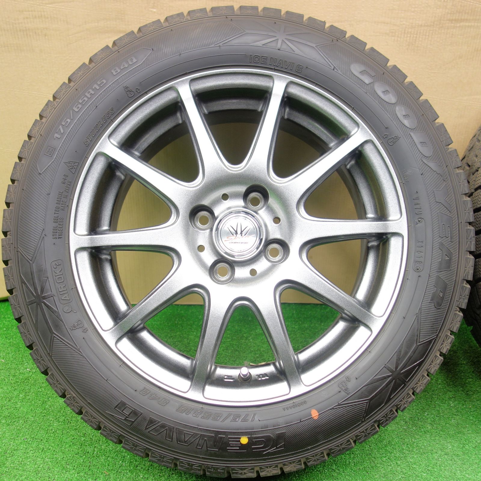 バリ溝 キレイ 9分 LOXARNY SPORT SP 10 175 65 R 15 スタッドレス グッドイヤー アイスナビ6 ロクサーニ スポーツ 15インチ PCD 100 4 H ス