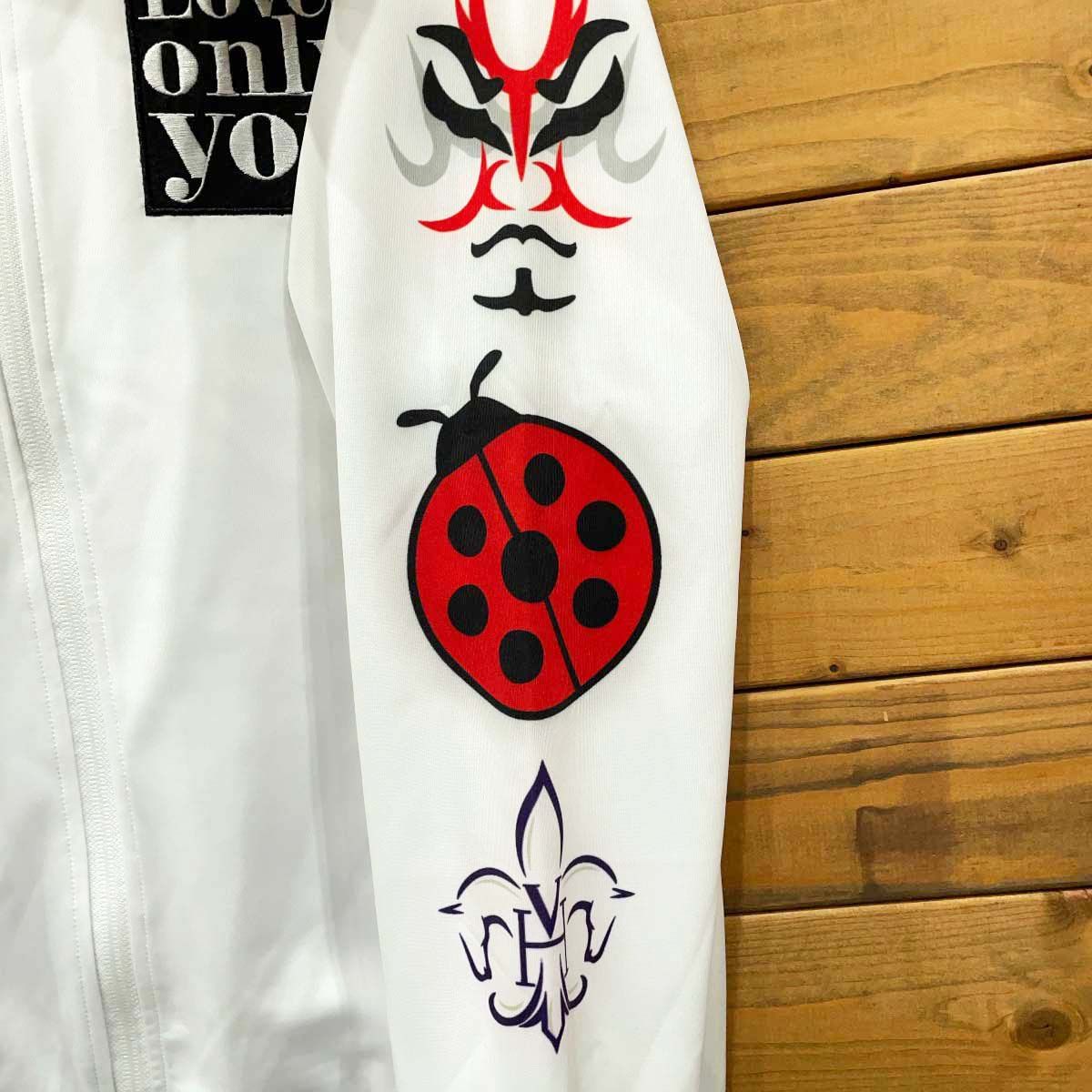 ラヴズオンリーユー 引退記念 ジャンパー ジャケット DMM バヌーシー