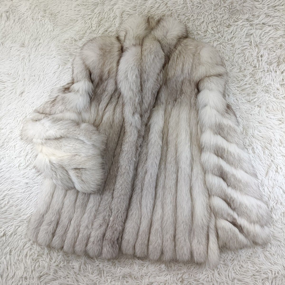 高級サガフォックス 本毛皮 フォックス ブルーフォックス ハーフコート