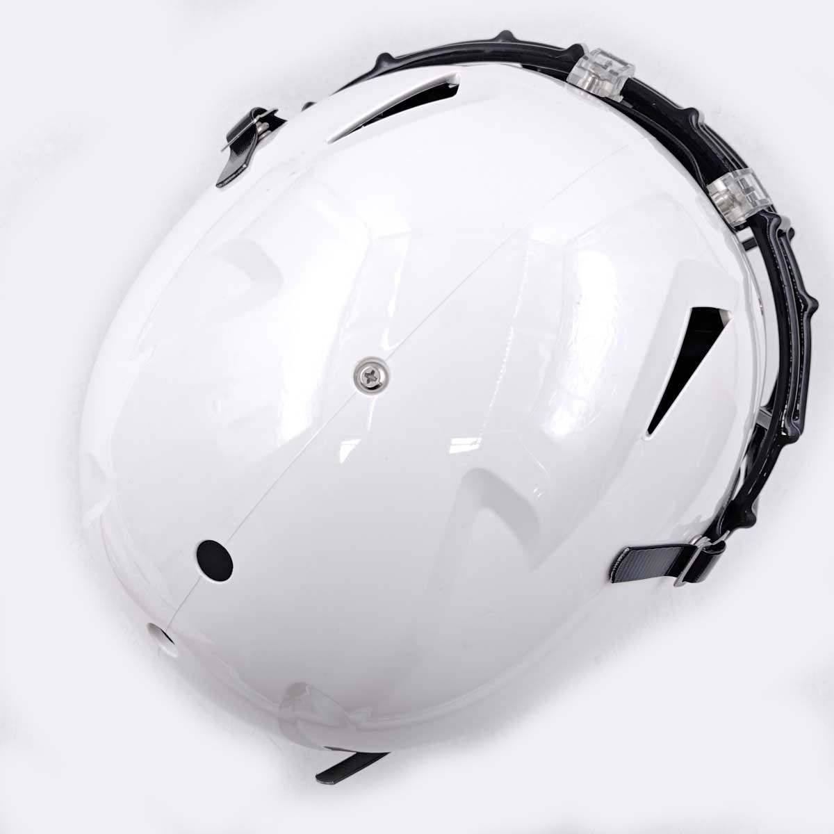 SCHUTT シャット　アメフト　ヘルメット　USA　ホワイト schutt アメリカンフットボール ヘルメット ホワイト シャット（Schutt